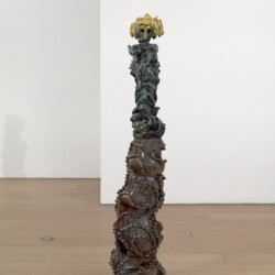 "Personnage II", 2014, Glazed ceramic 174 x 37 x 40 cm