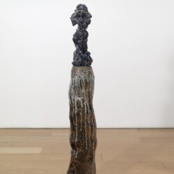 "Personnage IV", 2014, Glazed ceramic 153 x 30 x 29 cm