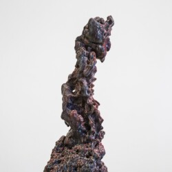 detail from "Personnage V", 2014, Glazed ceramic 173 x 35 x 31 cm