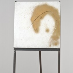Untitled, undated, mixed media on alabaster on iron tripod 50 x 50 x 1,5 cm