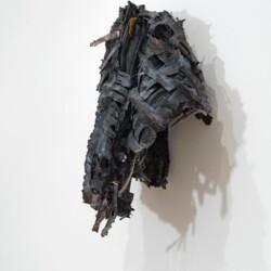 The middle wave, 2016, Copper, rubber, fabric  70 x 46 x 30 cm