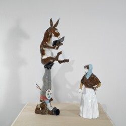 Goya on yoga, 2011, Ceramic, wood 93 x 70 x 60 cm