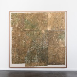 "Golden Aérea 2", 2018, Peruvian mixed media on Japanese paper 240 x 240 x 5 cm