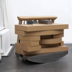 Harald KLINGELHÖLLER, Dieses als Jenes 1991, Cardboard, steel, mirror, 120 x 110 x 110 cm